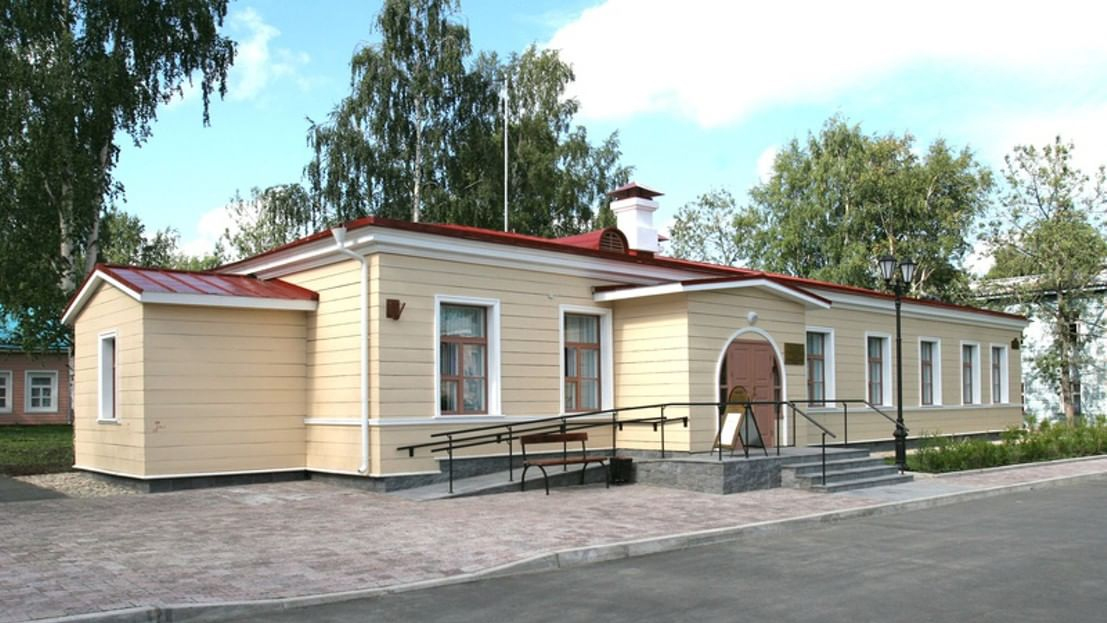 Петрозаводск здание музея Кижи.