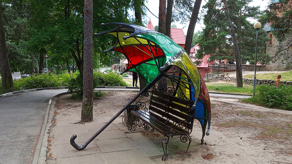 Зонтик Оле Лукойле в городе Андерсона.